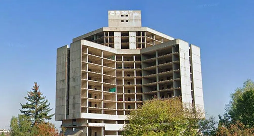 Взривиха 17-етажната сграда на ИПК Родина (ВИДЕО)