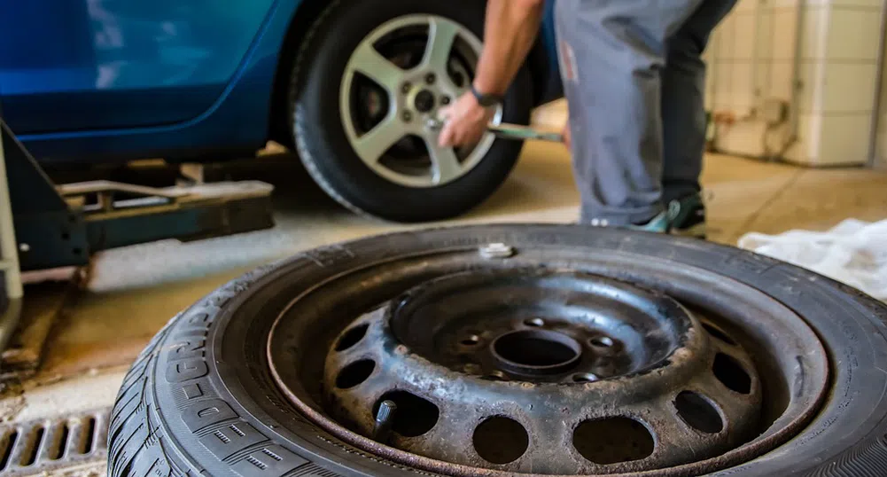 Столична община събира стари гуми