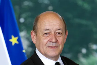 Мнимият френски министър с маска, който открадна милиони