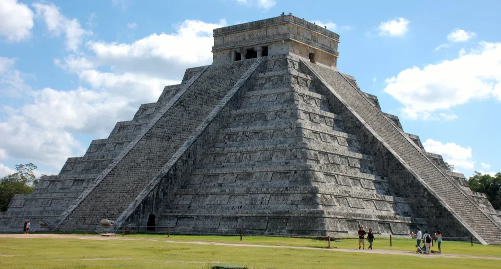 Мексико затваря една от най-популярните си атракции заради нагли туристи