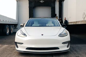 Tesla достави рекордно количество коли за тримесечие