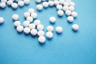 БЛС иска повече денонощни аптеки и лекарства без рецепта в магазините