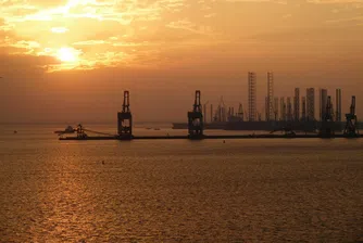 Бахрейн откри най-голямото си петролно поле от 1932 г. насам