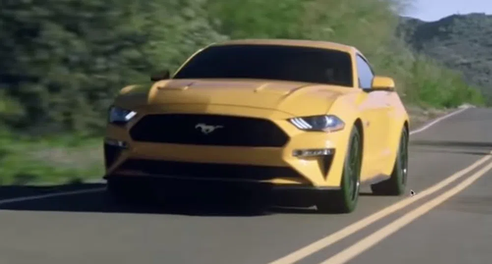 Ford добави „тих“ режим за шумния V8 двигател на новия Mustang