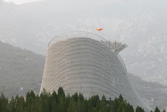 Храмът, в който монасите от Шаолин летят