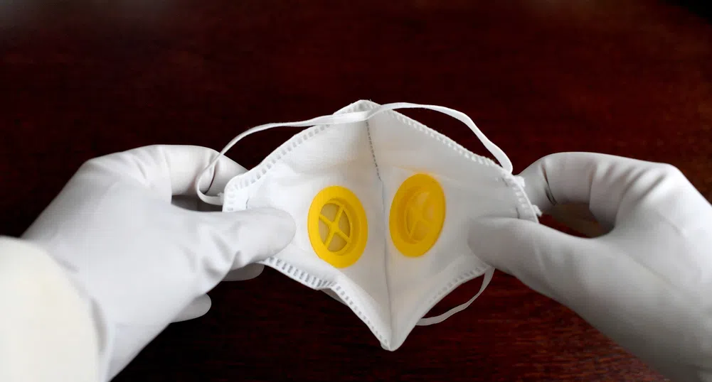 Аpple изработи над 20 милиона маски и защитни шлемове