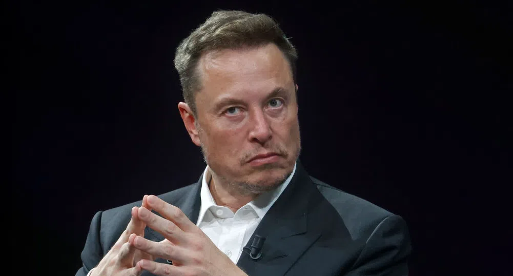 Акциите на Tesla падат след изказванията на Мъск за печалбите на компанията