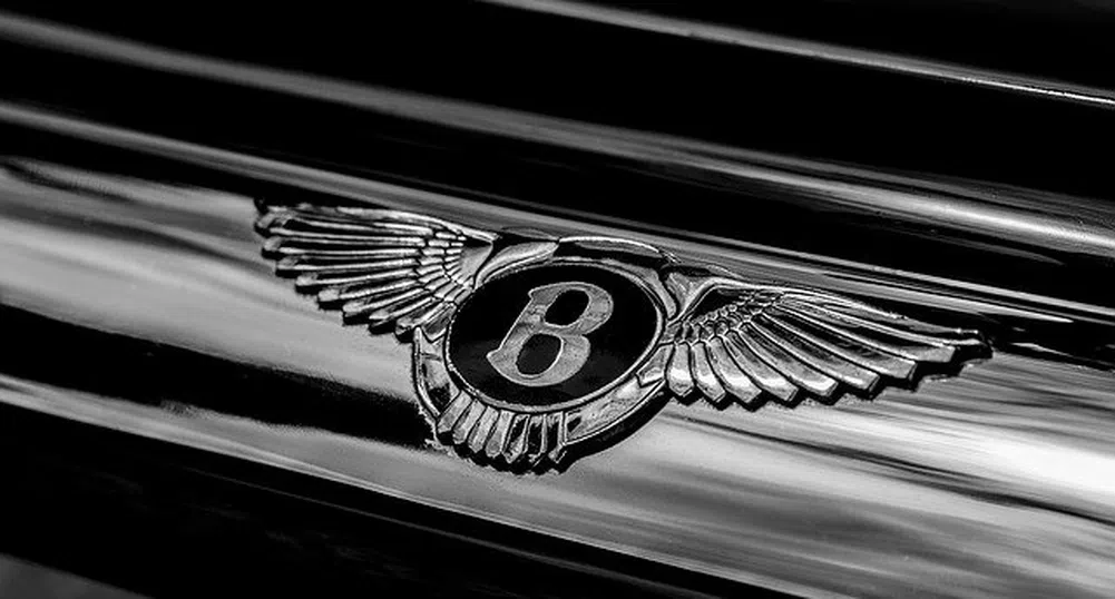 Bentley създава кабриолет за хора с особен статус