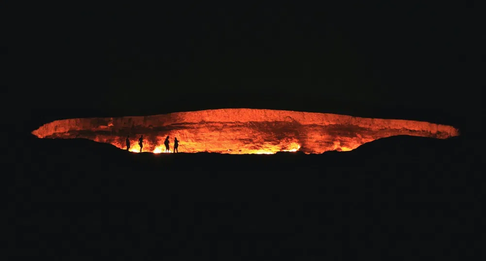 Портите на ада в Туркменистан: Пожарът, който гори от половин век