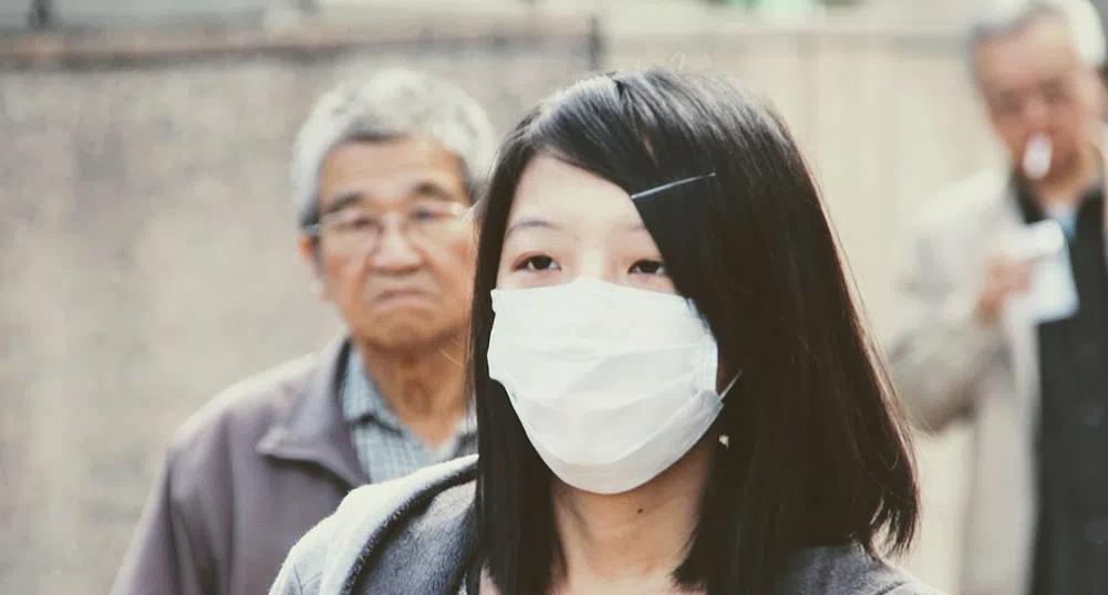 Най-скъпата маска струва хиляди, но не пази от вируси (видео)