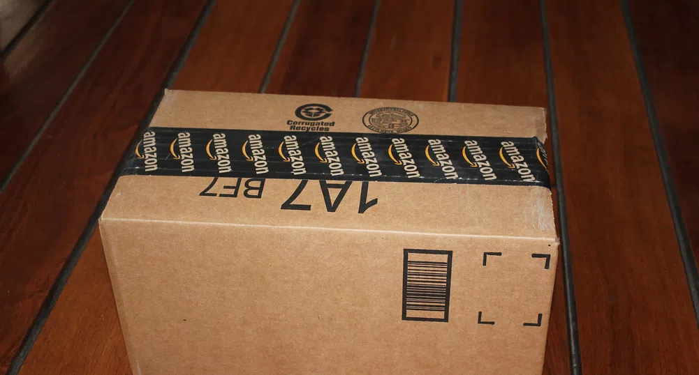 Amazon плаща по 10 000 долара на служител за собствен бизнес