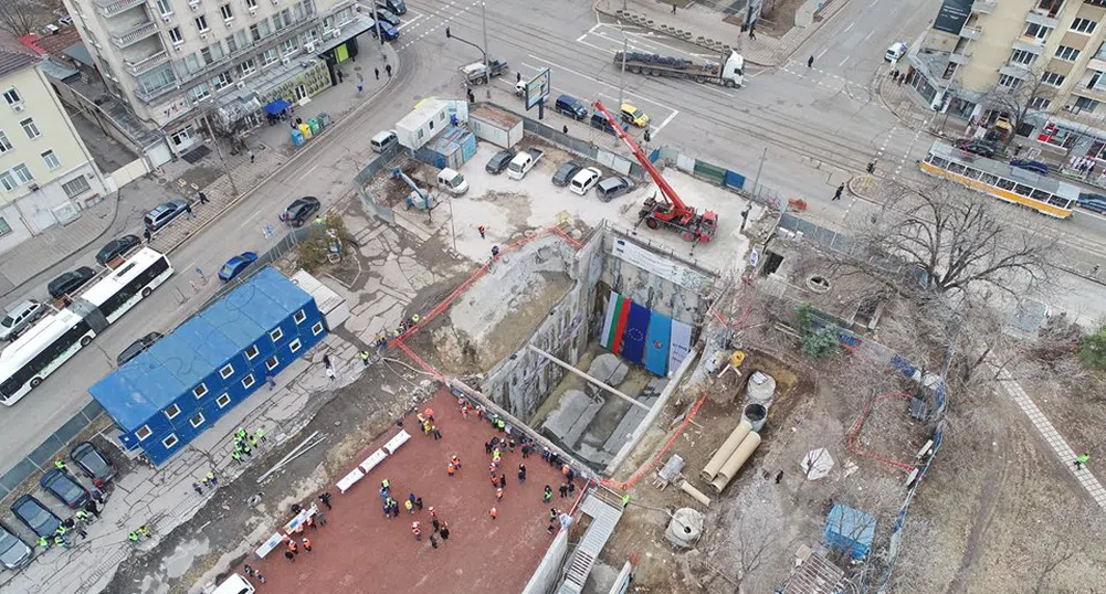 Готови са първите 7 км от тунелите на третия лъч на метрото