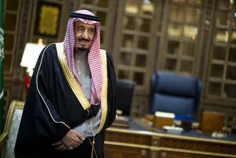 Саудитският крал ще пътува с багаж от 506 тона до Индонезия