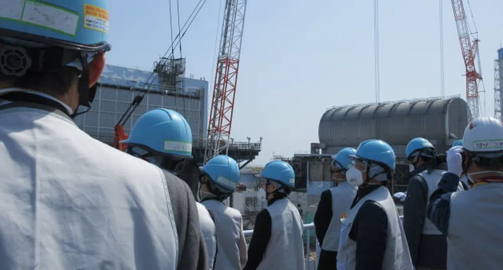 Изпускат водата от АЕЦ Фукушима