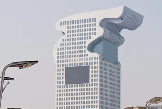 Продадоха конфискуван небостъргач на онлайн търг в Китай