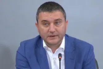 Горанов: Придобиването на акции на ПИБ не е държавна помощ!