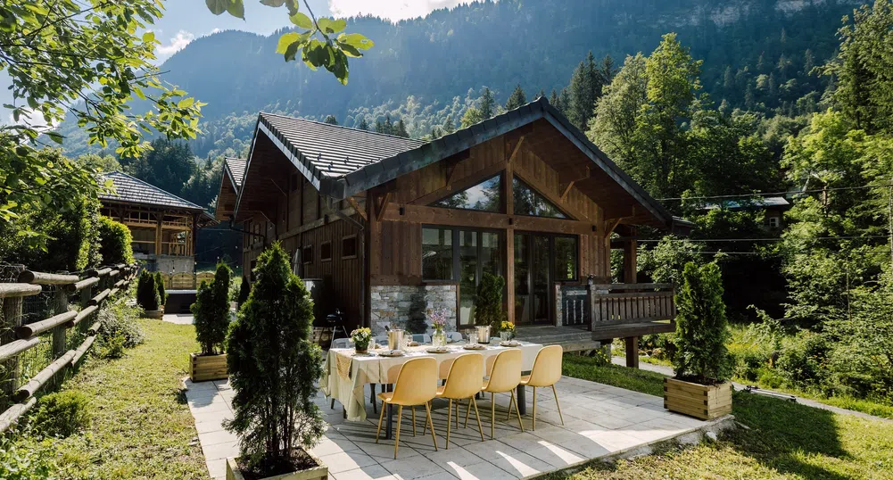 Лято в Алпите: Как един ски курорт се адаптира към климатичните промени