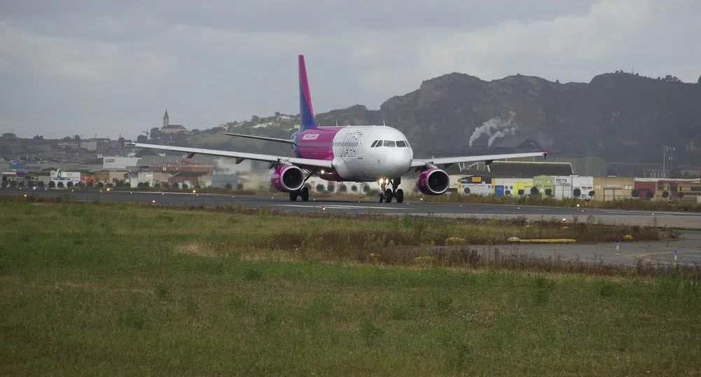 Wizz Air ще лети до гръцките острови и Португалия