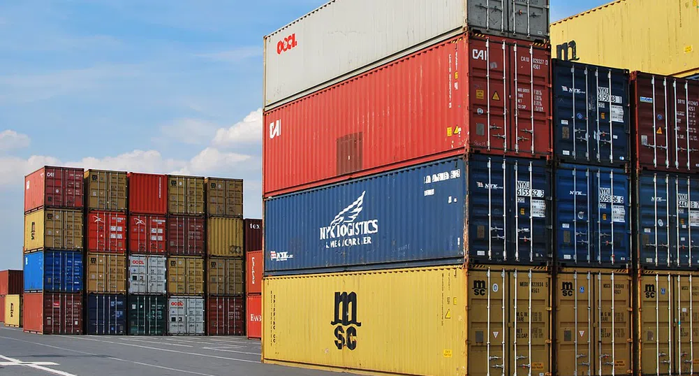 Най-голямата компания за морски товарен транспорт спира превозите до Русия