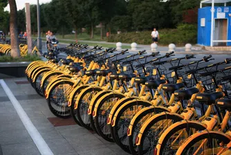 Китайският стартъп, който загуби над 200 000 велосипеда