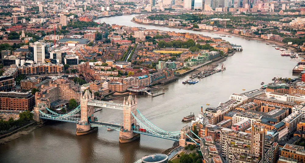 Рекорден спад на цените на жилищата във Великобритния от 2009 насам