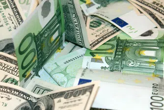 Еврото близо до двегодишен връх спрямо долара