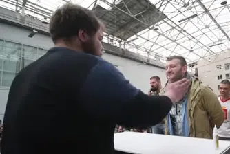 Как завърши руският шампионат по биене на шамари (видео)