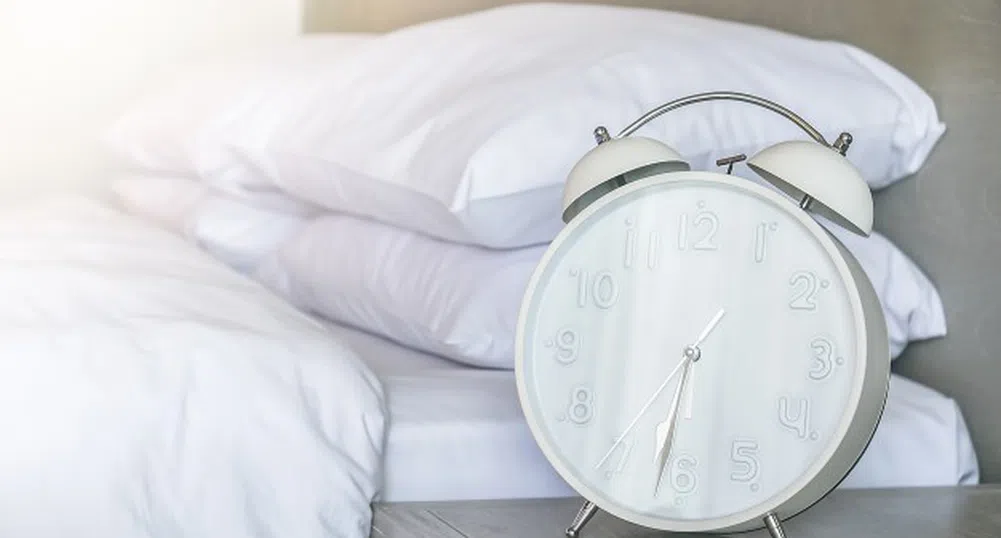 Защо с напредване на възрастта спим по-малко