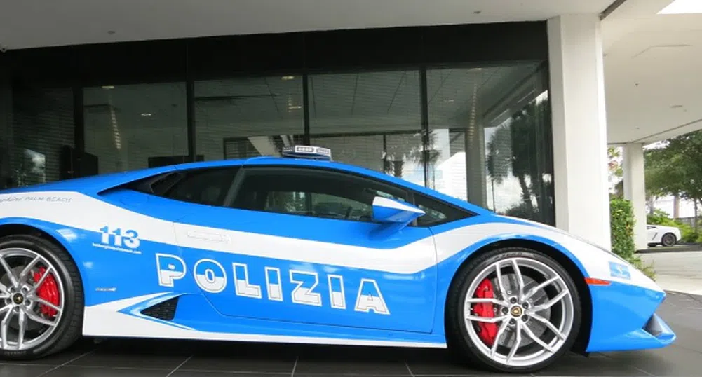 Новият автомобил на италианската полиция вдига 300 км/ч