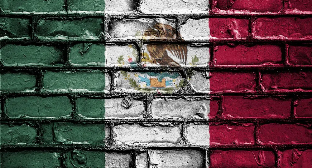 Мексико продава президентския самолет, за да бори миграцията