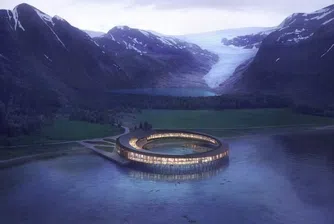 Този пръстеновиден хотел ще се излегне във водите на фиорд