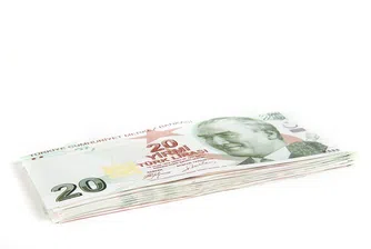 Следпразничен махмурлук очаква турската лира
