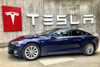 Комбинация от иновации свива производствените разходи на Tesla наполовина