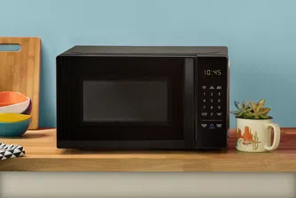 Amazon пусна своя микровълнова печка за 60 долара