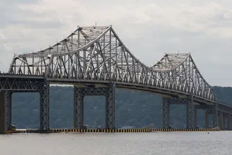 Ню Йоркският Tappan Zee Bridge беше официално открит