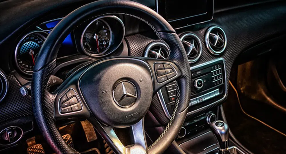 Mercedes ще таксува шофьорите за допълнително ускорение