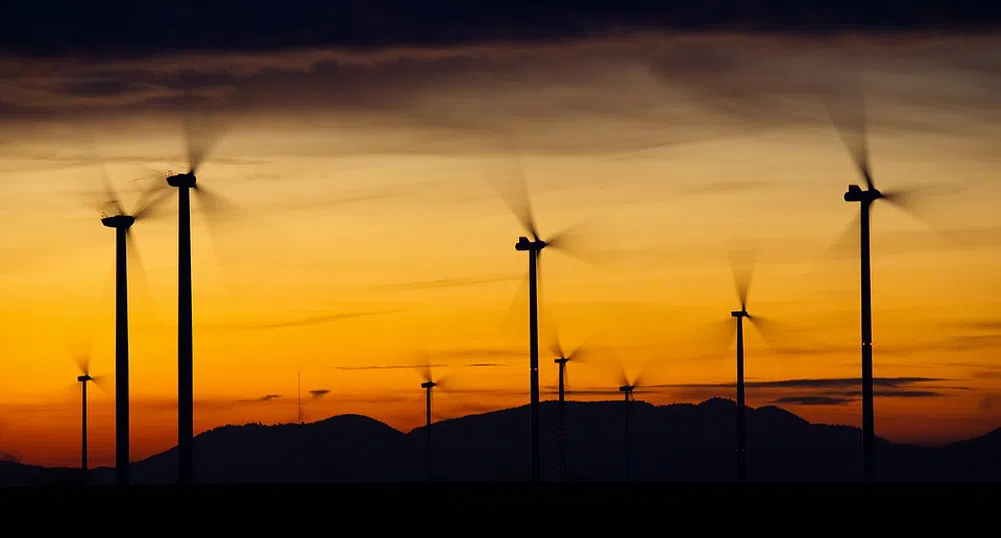 Вятърната енергия в Шотландия вече стига за всички домове по две