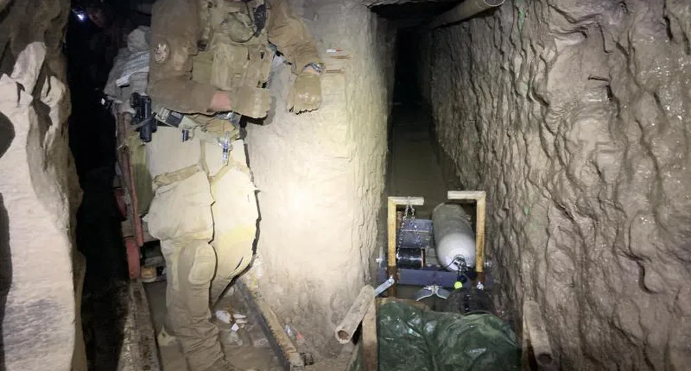 Откриха най-дългия контрабанден тунел по границата САЩ-Мексико