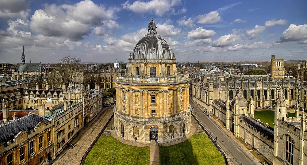 Оксфорд отново е най-добрият британски университет в класацията на Times