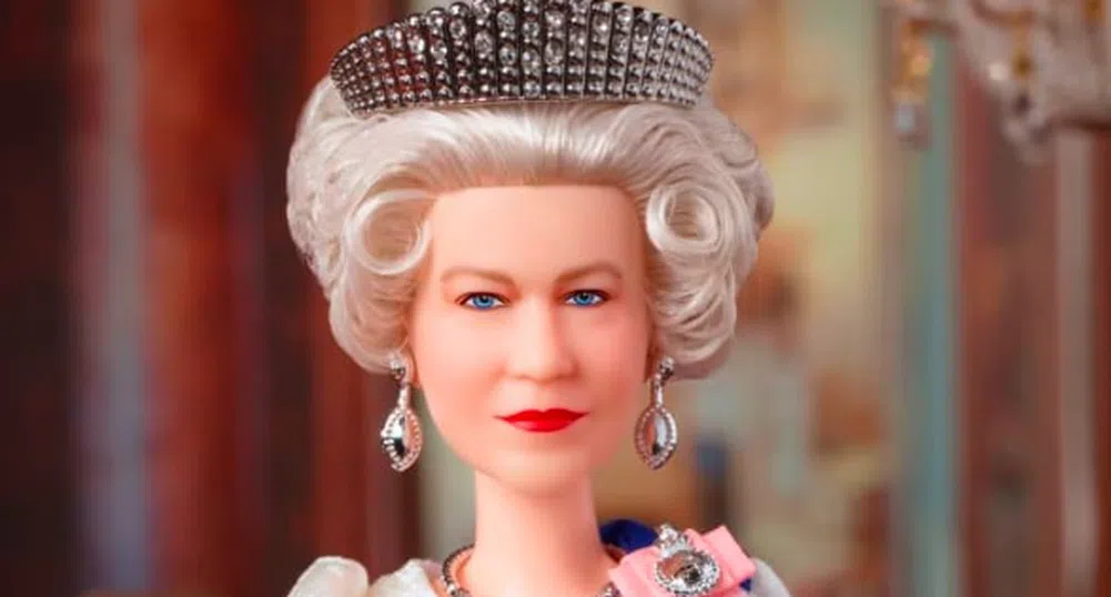 Британската кралица се сдоби със своя кукла Барби