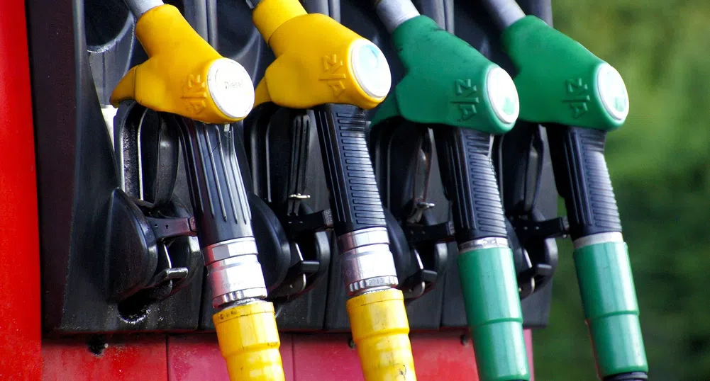Силен ръст в потреблението на горива през април, производството намалява