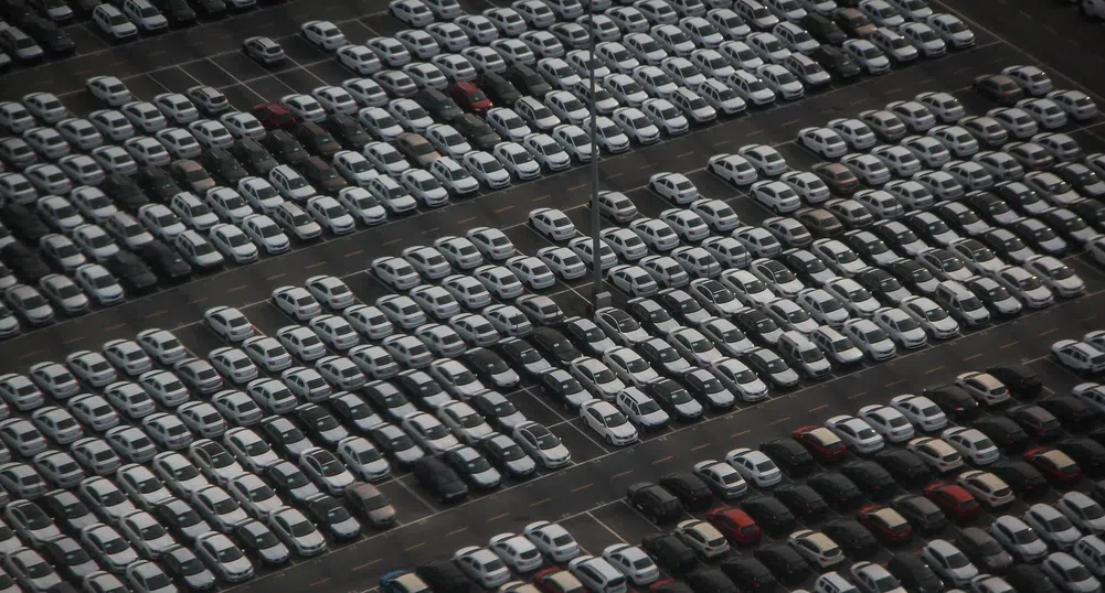 Продажбите на нови автомобили в Европа нарастват с 63% през март