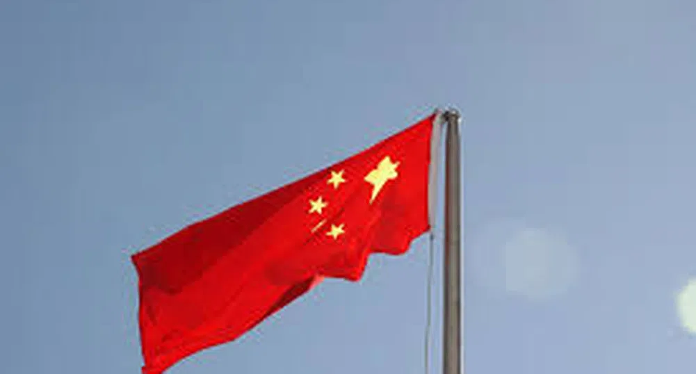 Китай вкарва държавни служители в ключови частни компании