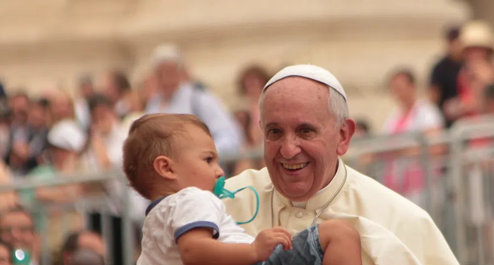 Папа Франциск: Пандемията показа величието и границите на науката