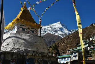 Размразяването на Еверест: Как Непал се опитва да съживи туризма си