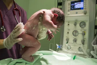 Световен рекорд: 37-годишна жена роди десет бебета