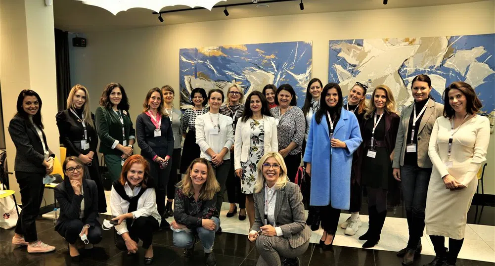 44 дами част от 7-ото издание на Лидерската академия Успяваме в България