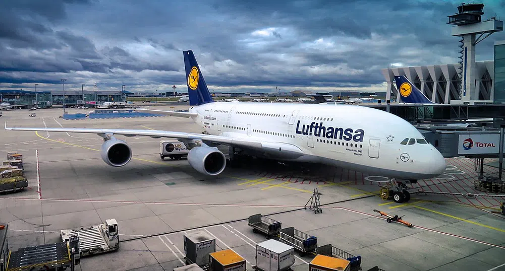 Lufthansa дава 500 млн евро за самолетите и персонала на Alitalia