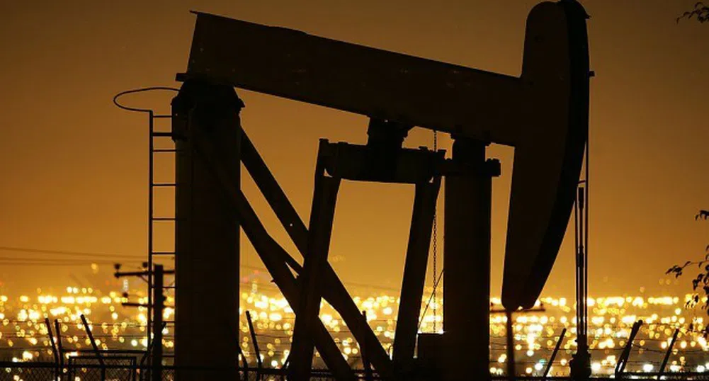 Петролът скочи с 6,3% - рекорден дневен ръст от повече от година насам