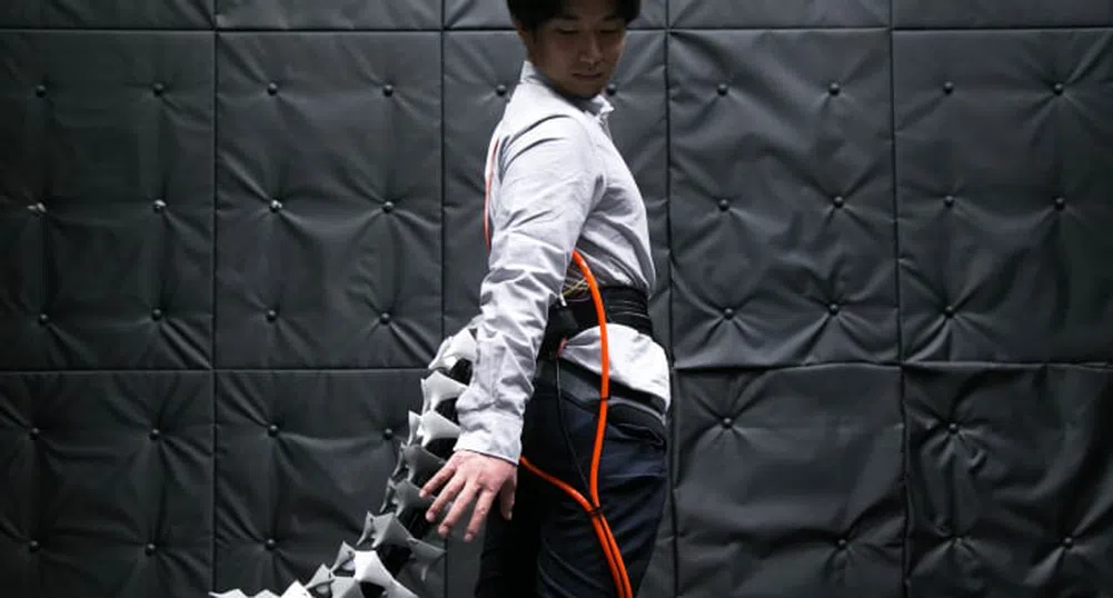 Японци създадоха роботизирана опашка за хора
